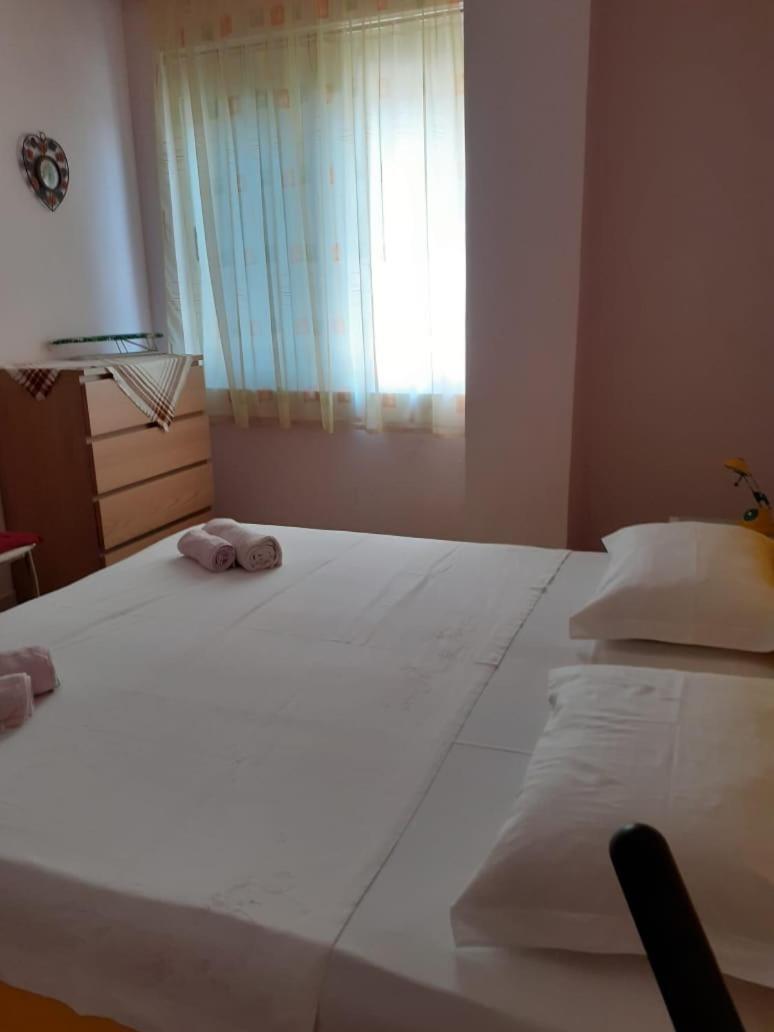 Ardo Apartament Durres Exterior photo